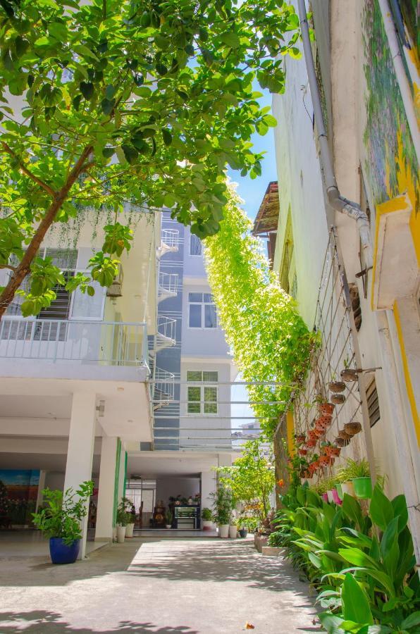 Gold House Hotel Da Nang Esterno foto