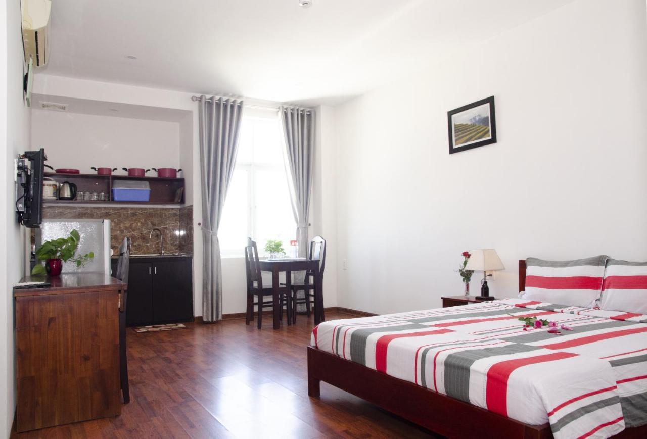 Gold House Hotel Da Nang Esterno foto